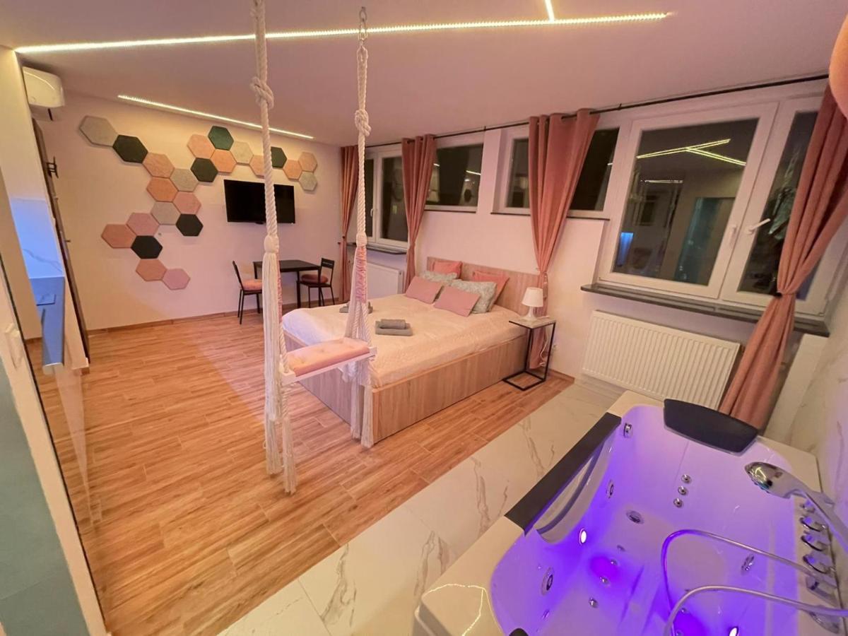 Yourapart Jacuzzi Przy Zamku Krolewskim Warszawa Exteriör bild